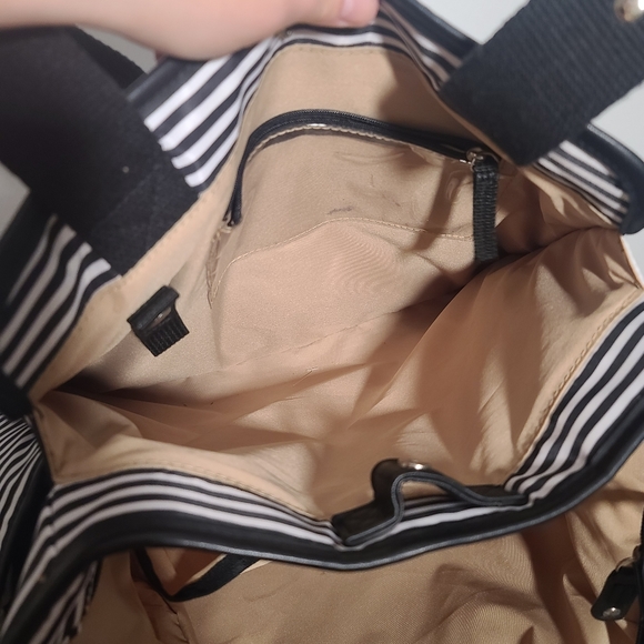 Skip hop Grand Central take it all black and white striped diaper baby bag - Picture 8 of 11